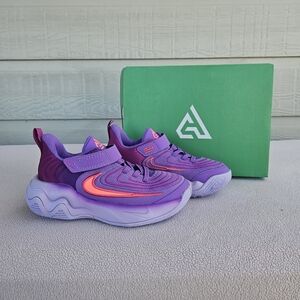 Nike Giannis Immortality 4 Sneaker Kid 11C Hook & Loop Raspberry Pink FZ6733-500